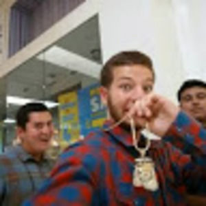 Meet your Posher, Issac